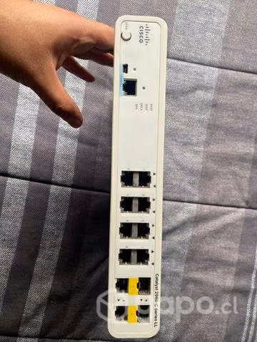 Switch Cisco WS-C2960C-8TC-S - Imagen 2