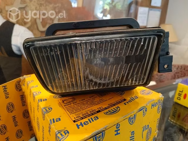 foco neblinero hella BMW 528i