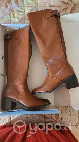 Botas camel talla 40