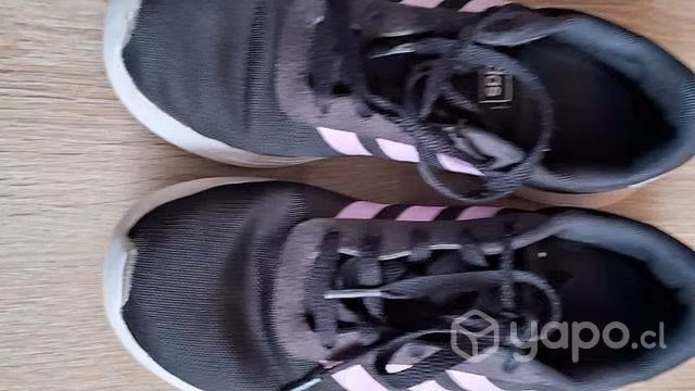 Zapatillas de mujer marca Adidas número 38