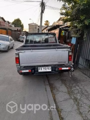 Vendo nissan terrano - Imagen 2