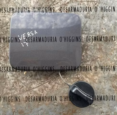Tapa Combustible exterior Nissan Versa 2017