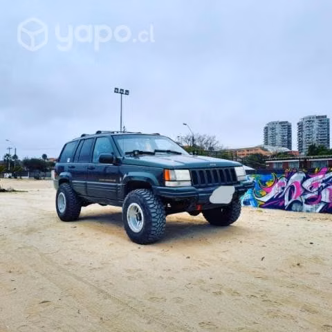 Grand cherokee v8 5.2