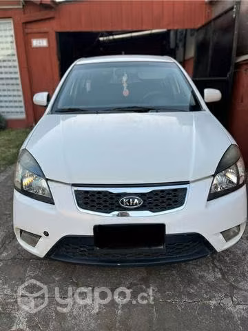 Kia rio 2011