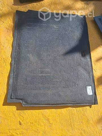 Peugeot 2008 alfombra piso maletero envio regs