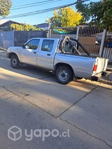 Nissan terrano 2014