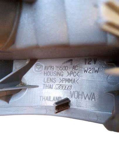 Foco Retroceso Copiloto Mazda BT