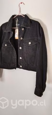Casaca de mezclilla negra Talla S