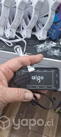 Pack 4 ventiladores Blancos con controlador RGB