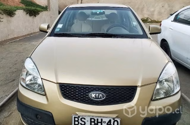 Kia Rio Jb 2008 dorado - Imagen 9