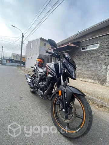 Motocicleta Honda Xblade