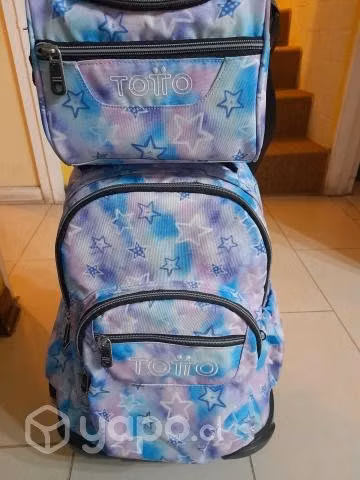 Mochila con ruedas y lonchera impecable de niña - Imagen 3