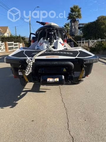 Moto de agua Sea- Doo wake 155