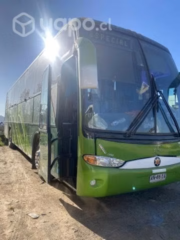 Bus mercedes Benz