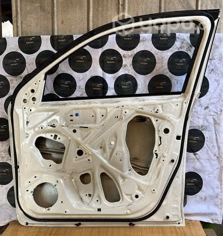 Puerta suzuki dzire - Imagen 3