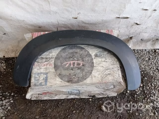 Moldura izquierda fiat uno way 15-20