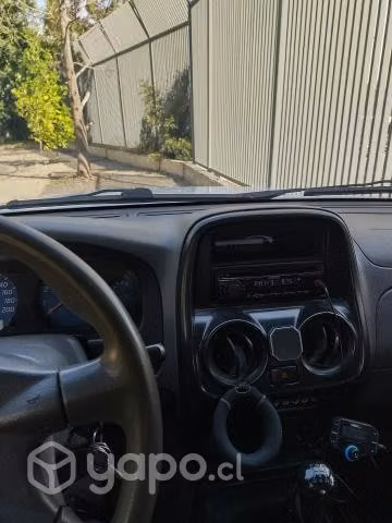 Nissan terreno 4x2