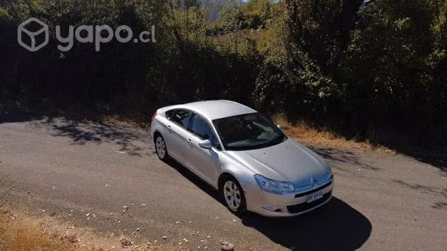 Auto sedan citroën c5 2011
