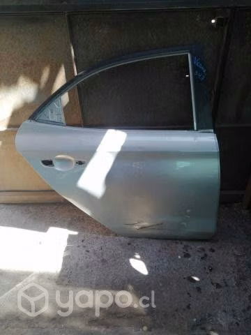 Puerta trasera derecha hyundai verna original
