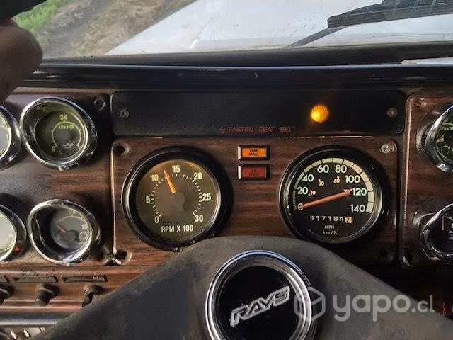 Freightliner FLD120