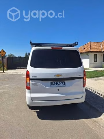 Se vende vehículo en excelente estado