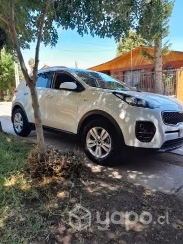 Vendo Kia Sportage solo por renovación excelente e - Imagen 3