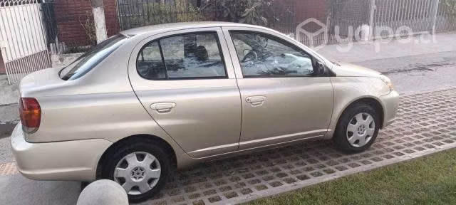 Toyota yaris 2004 1.5 xli