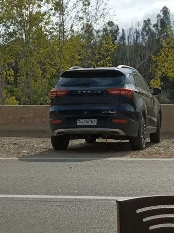 JETOUR X70 GL MT - Imagen 3
