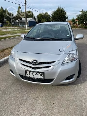 Toyota yaris sedan