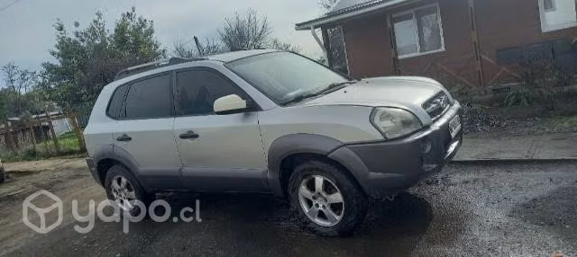 Hyndai tucson