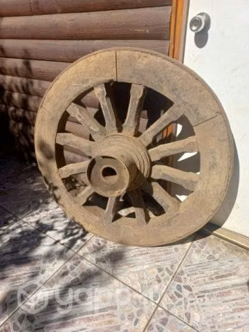 Rueda de carreta original