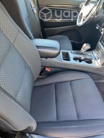 Jeep grand cherokee 2019 - unico dueño