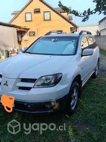 Mitsubishi outlander 2005 2.4