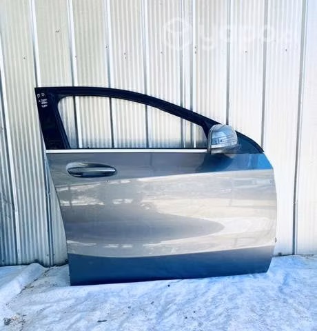Puerta mercedes benz a