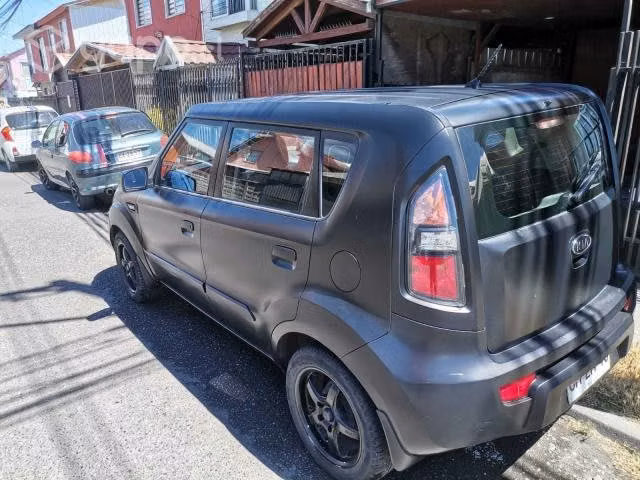 Kia motors soul 2010