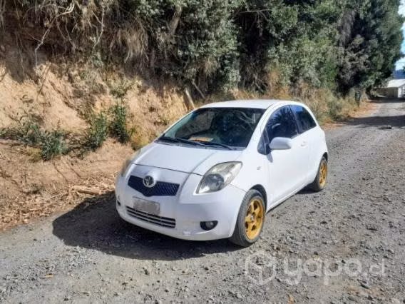 Se vende vehículo Toyota sport