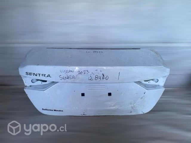 Maleta nissan sentra 2020-2023