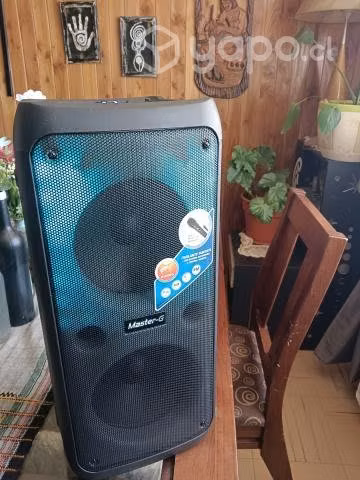 Parlante portátil karaoke marca Master-G