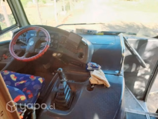 Volkswagen 9150 33 asientos