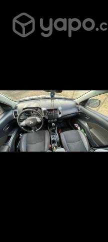 Vendo Mitsubishi Outlander año 2011 - Imagen 2