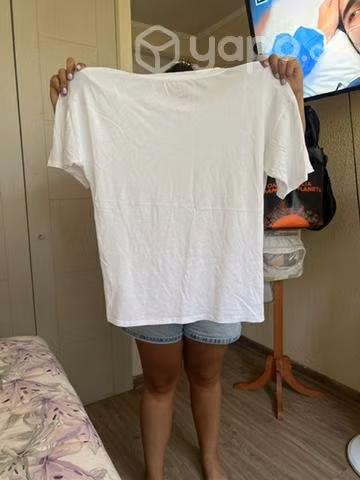 Polera MK talla M - Imagen 2