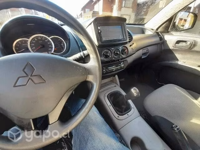 Vendo Mitsubishi L200 - Imagen 6