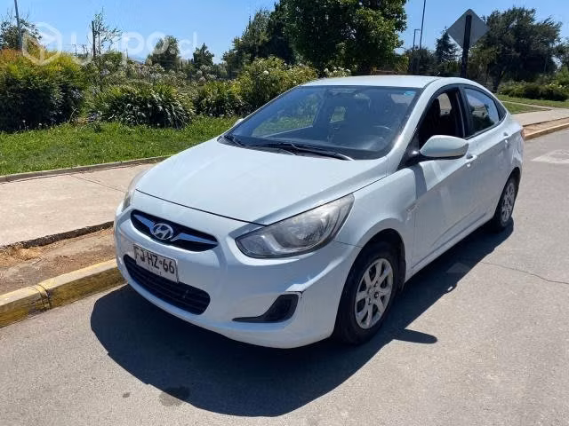 Hyundai accent 2013 - Imagen 2