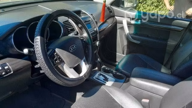 Kia motors sorento 2011