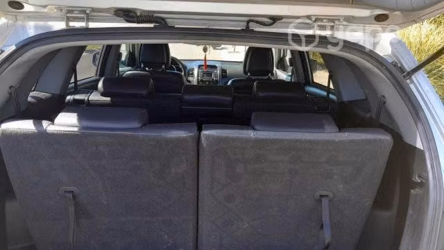 Kia motors sorento 2011