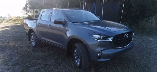 Mazda bt50 2022 - Imagen 4