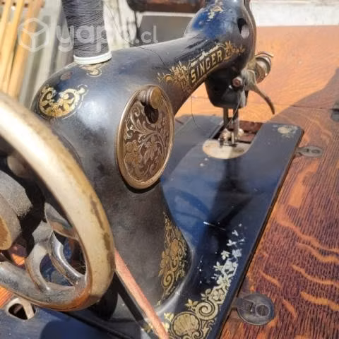 Maquina Coser Antigua