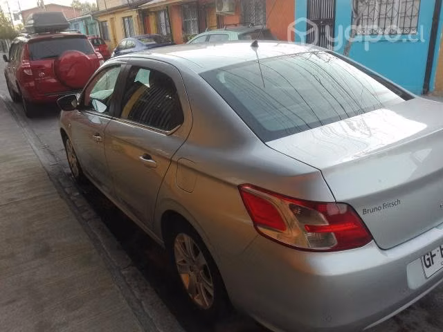 Peugeot 301 Diesel Allure Full año 2014