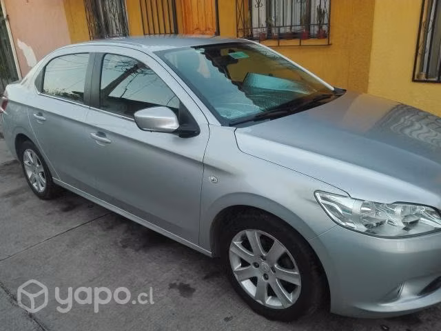 Peugeot 301 Diesel Allure Full año 2014