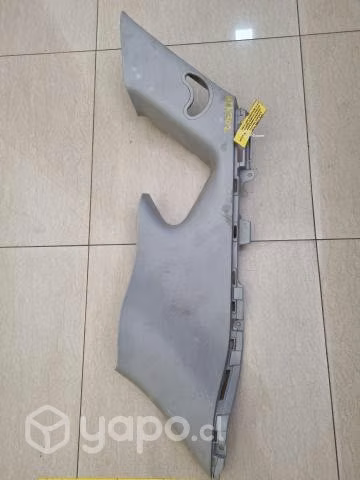 Tapiz cubre pilar sup tras izq (HTA302) Tucson 2.0